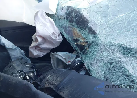 2016 Ford Focus Se z USA, uszkodzony, nr VIN 1FADP3K29GL359472